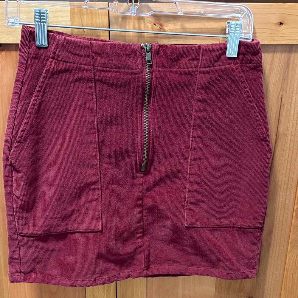 Wild Fable Maroon Mini Skirt with Zipper